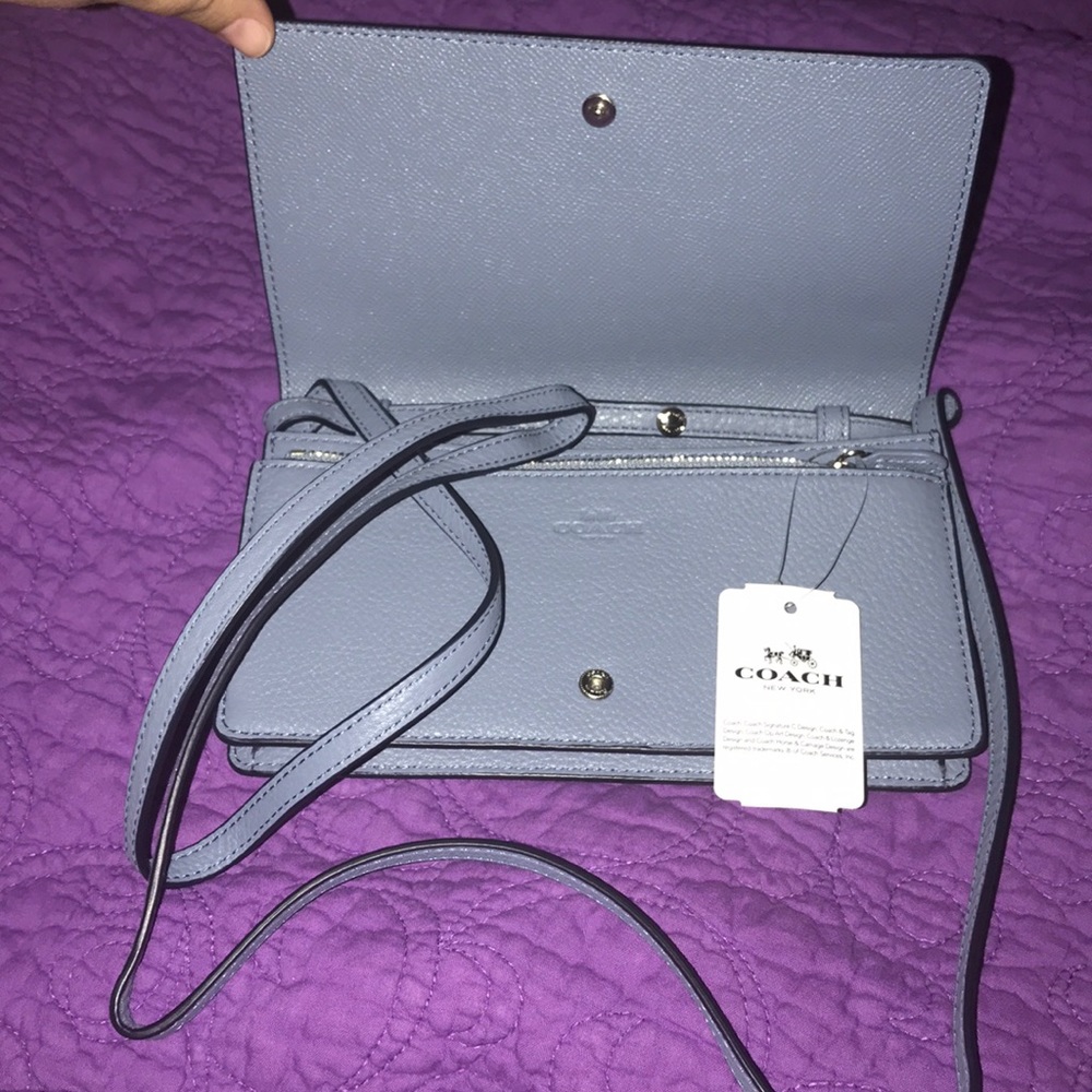 ‼️Last One‼️Coach Crossbody Clutch - Picture 4 of 4